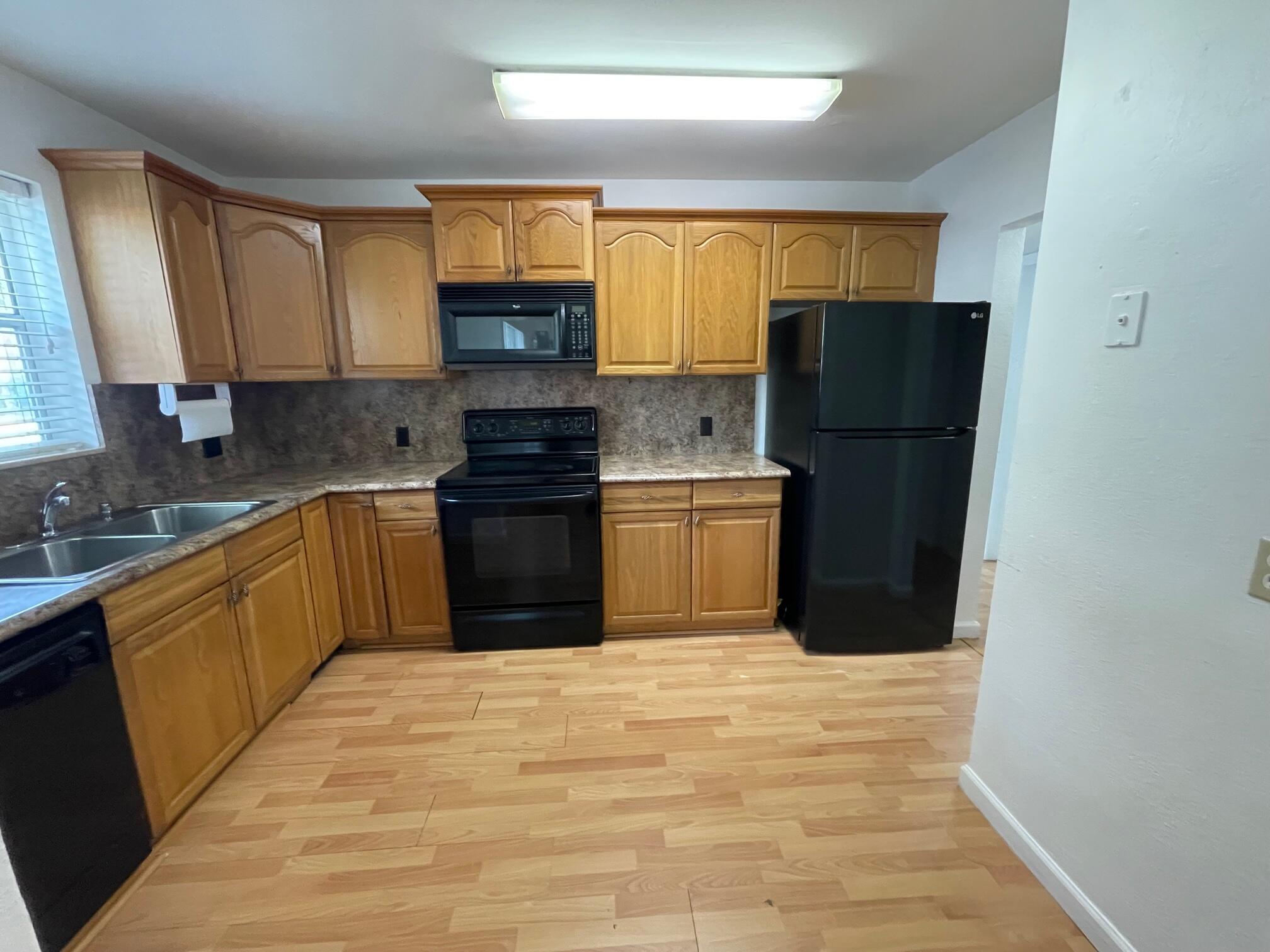 LA PLACIDA - Residential Lease