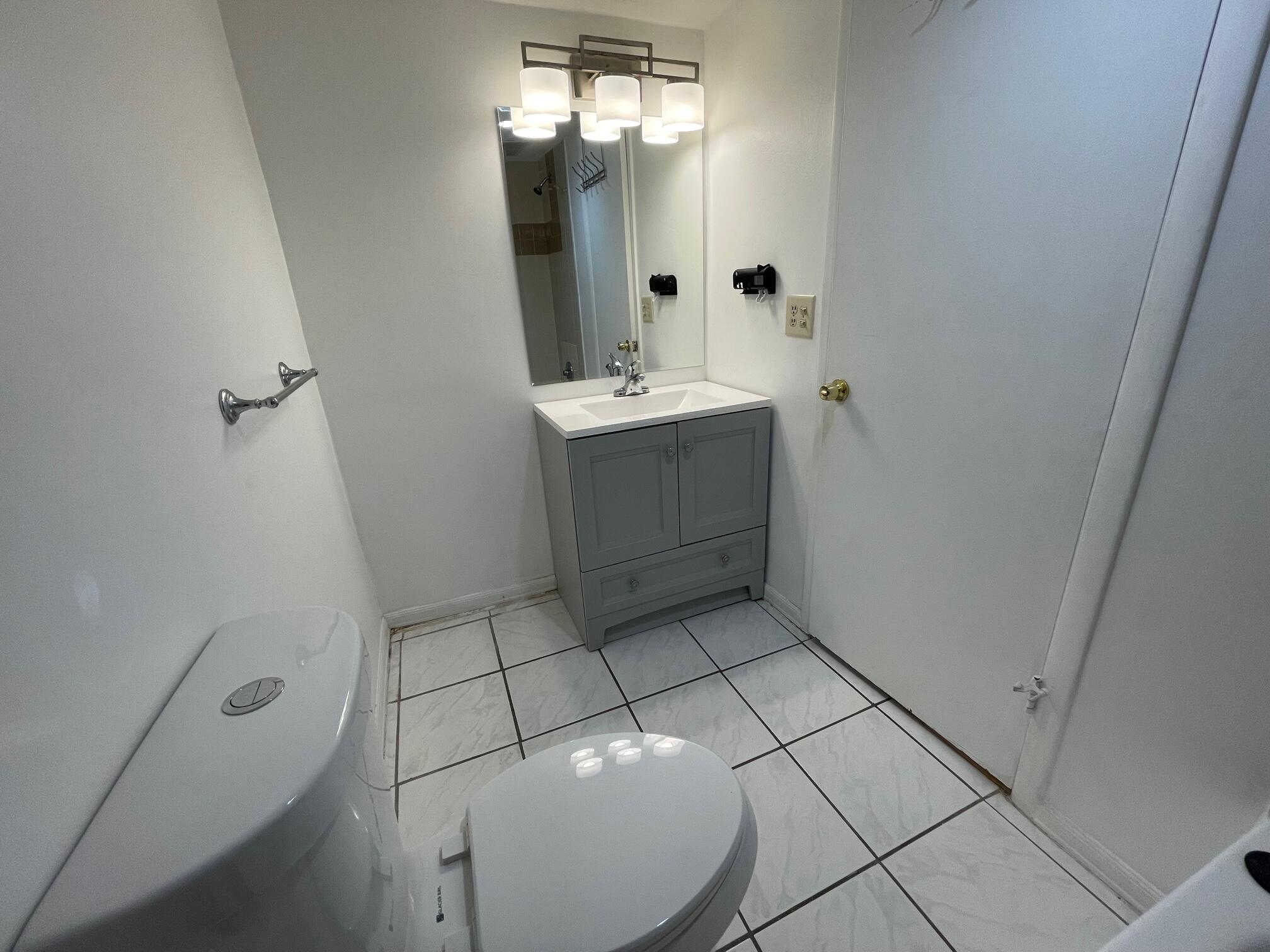 LA PLACIDA - Residential Lease