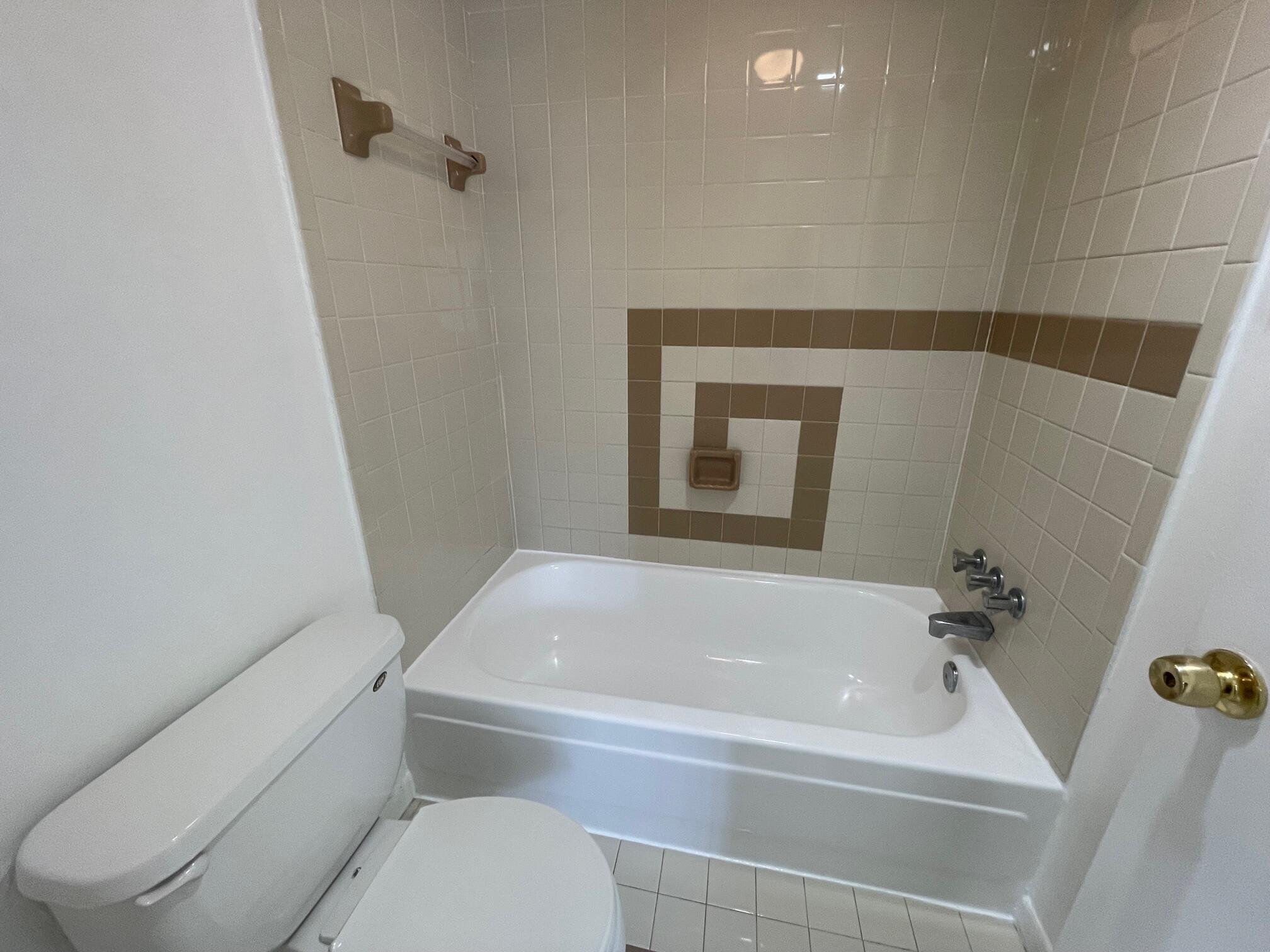 LA PLACIDA - Residential Lease