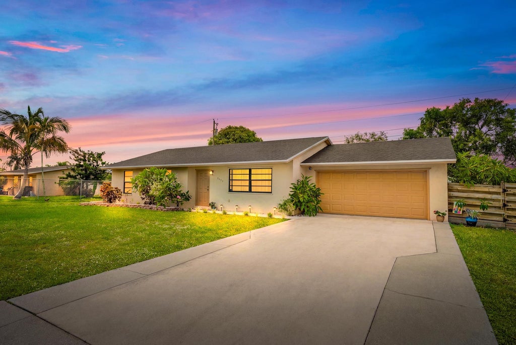 Photo of 9090 Palladium Place, Lake Worth, FL 33467 (MLS # B26047296)