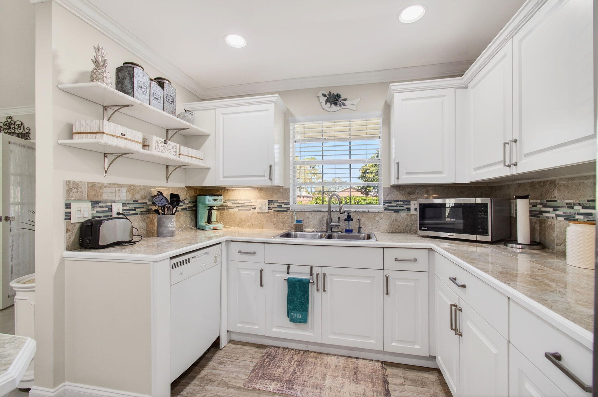 HIGH POINT OF DELRAY SEC 7 CONDO - Residential