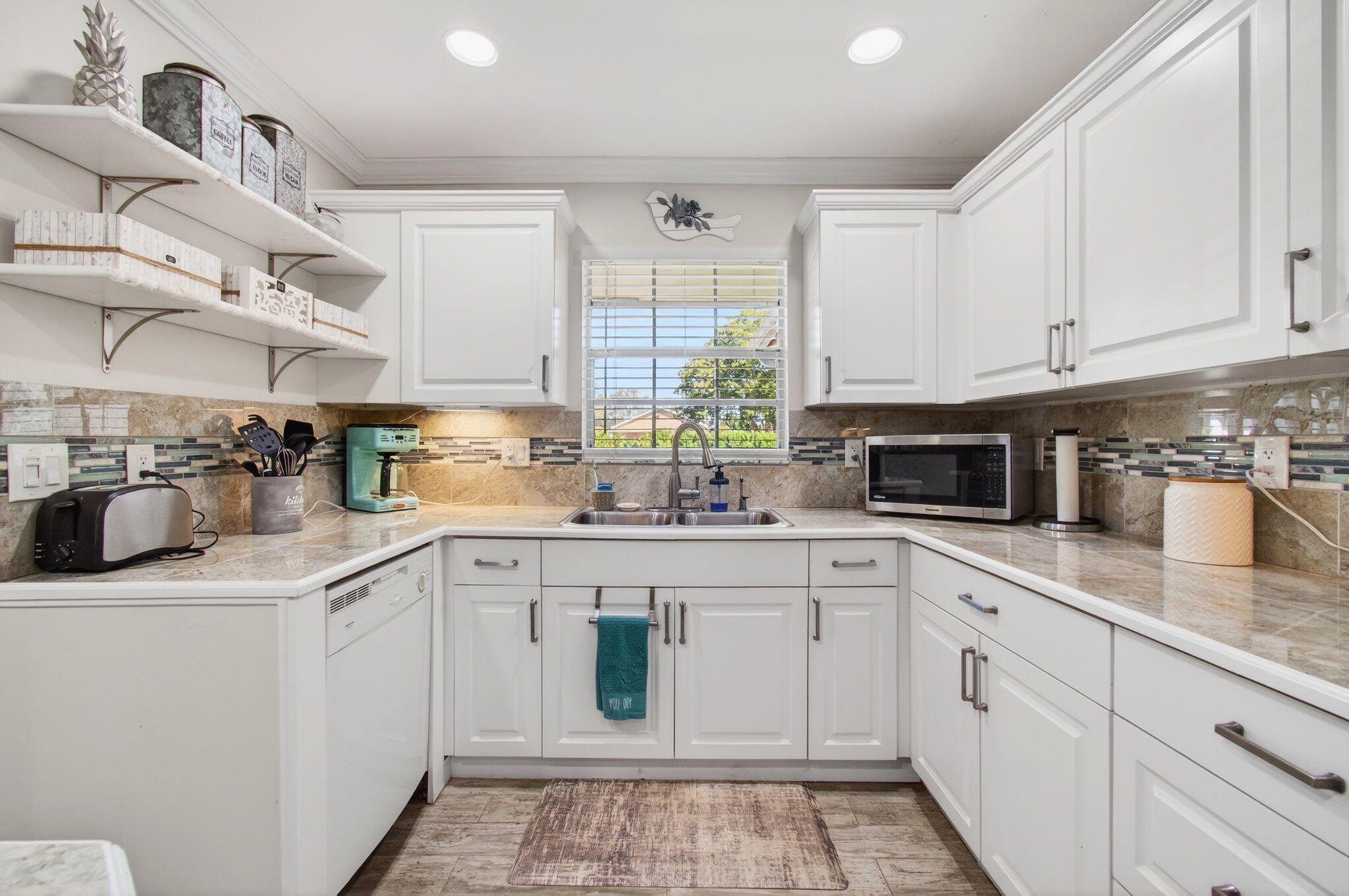 HIGH POINT OF DELRAY SEC 7 CONDO - Residential