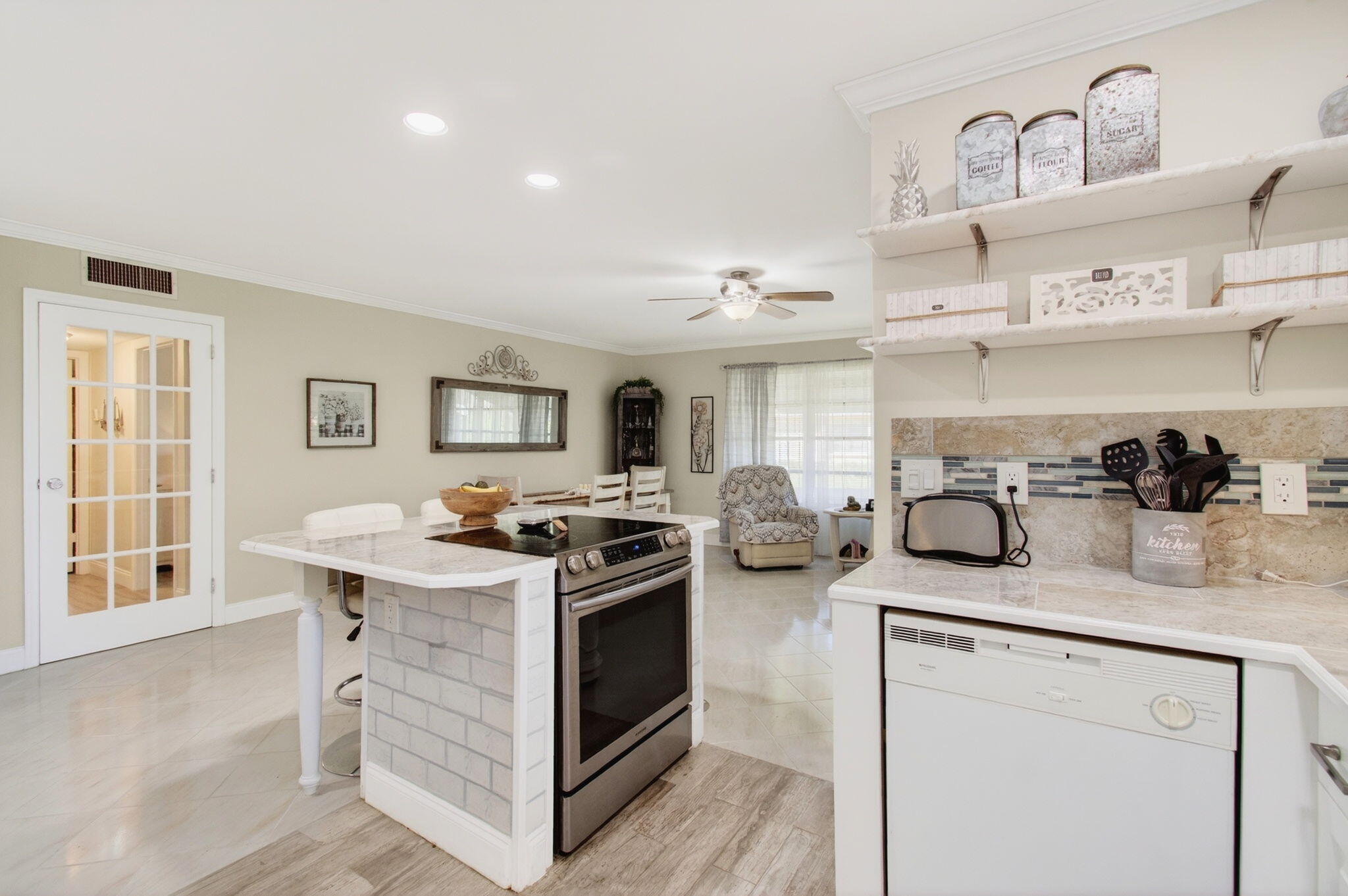 HIGH POINT OF DELRAY SEC 7 CONDO - Residential