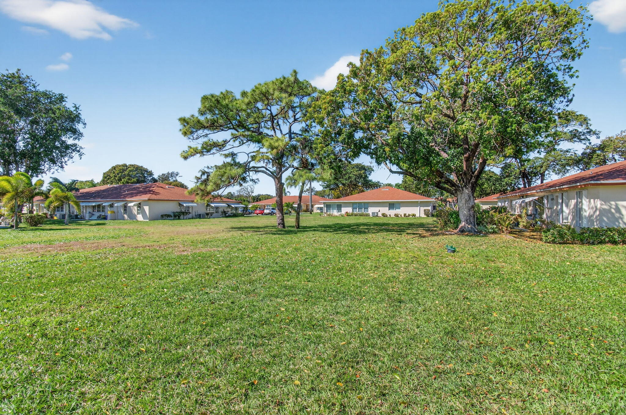 HIGH POINT OF DELRAY SEC 7 CONDO - Residential