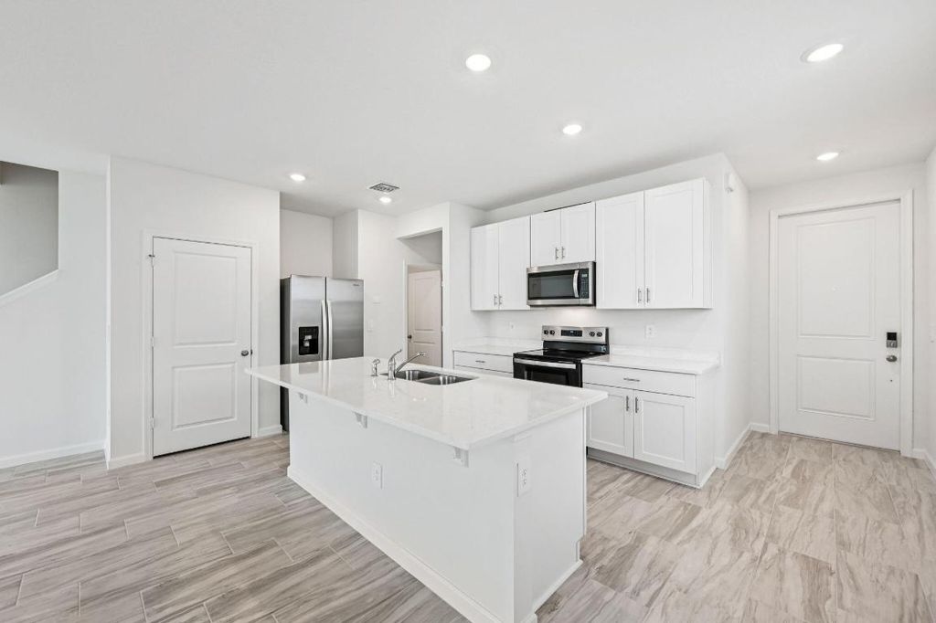 Photo of 575 Salisbury Circle, Fort Pierce, FL 34982 (MLS # R11131014)