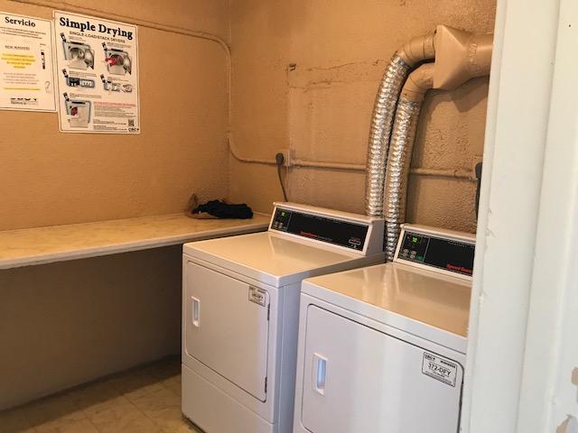 VILLAGE ROYALE ON THE GREEN CONDO - Residential