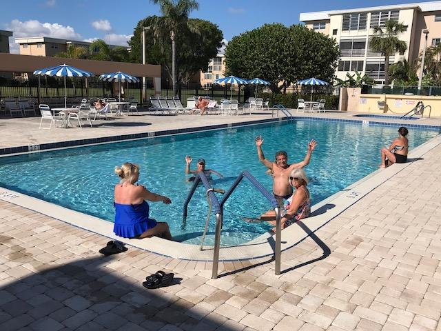 VILLAGE ROYALE ON THE GREEN CONDO - Residential