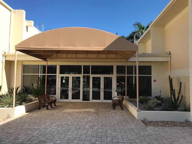 VILLAGE ROYALE ON THE GREEN CONDO - Residential