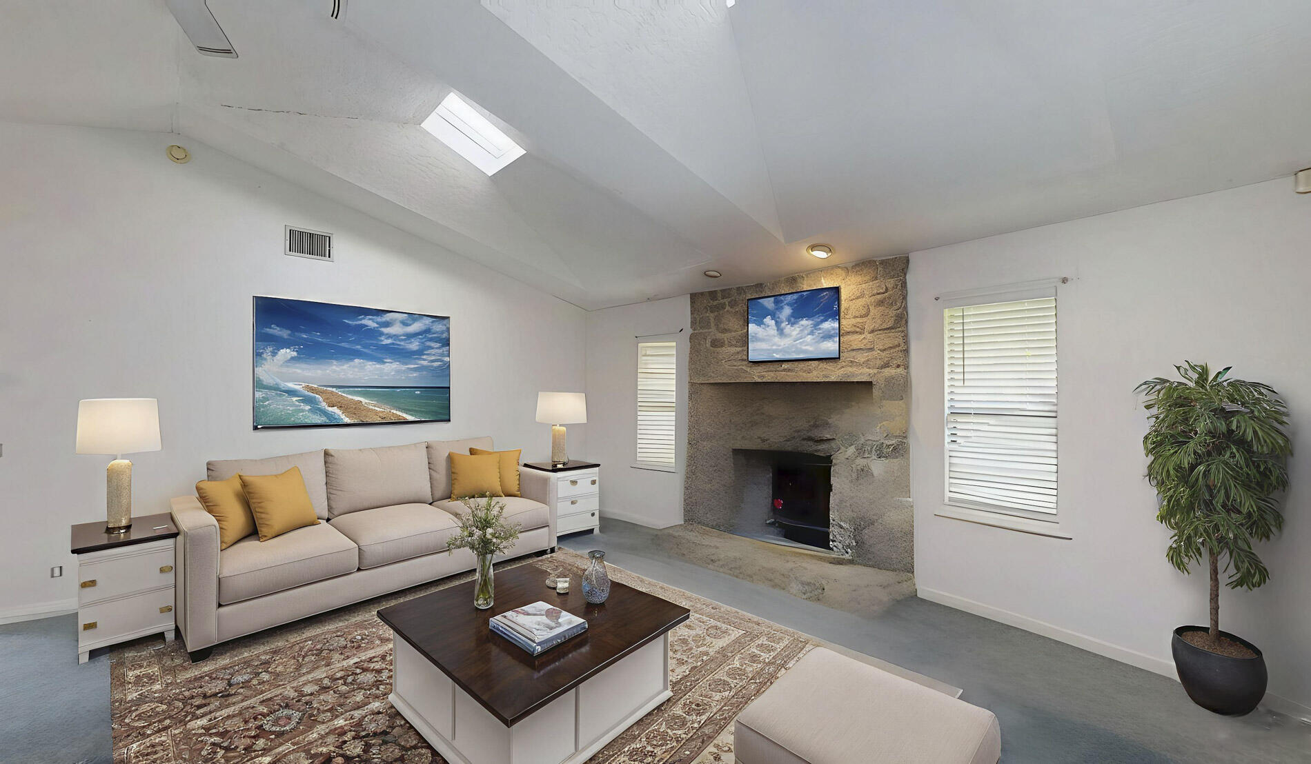 SEBASTIAN HIGHLANDS UNIT 10 - Residential