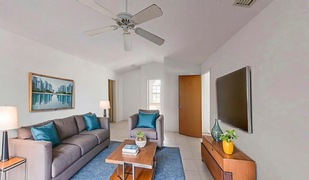 SEBASTIAN HIGHLANDS UNIT 10 - Residential