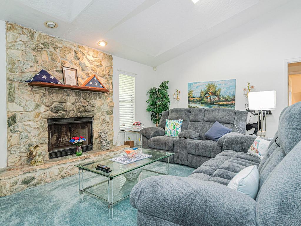 SEBASTIAN HIGHLANDS UNIT 10 - Residential