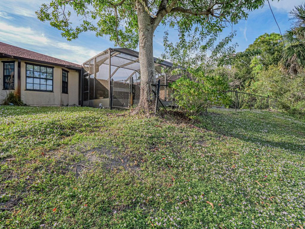 SEBASTIAN HIGHLANDS UNIT 10 - Residential