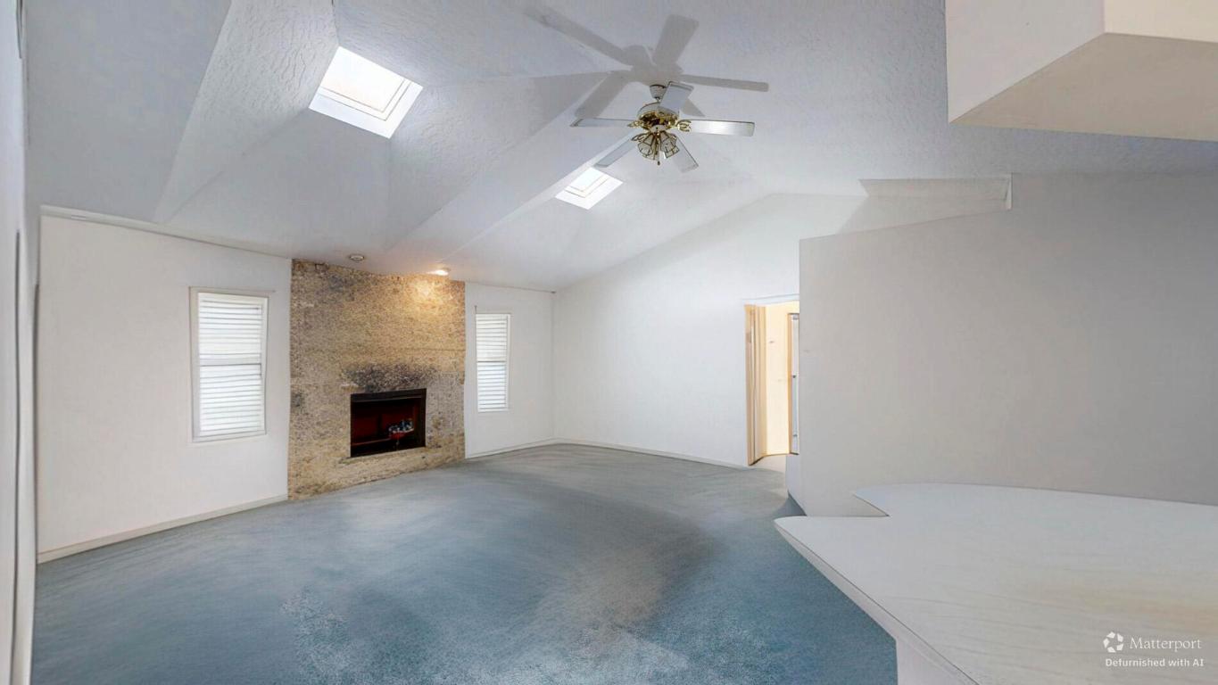 SEBASTIAN HIGHLANDS UNIT 10 - Residential