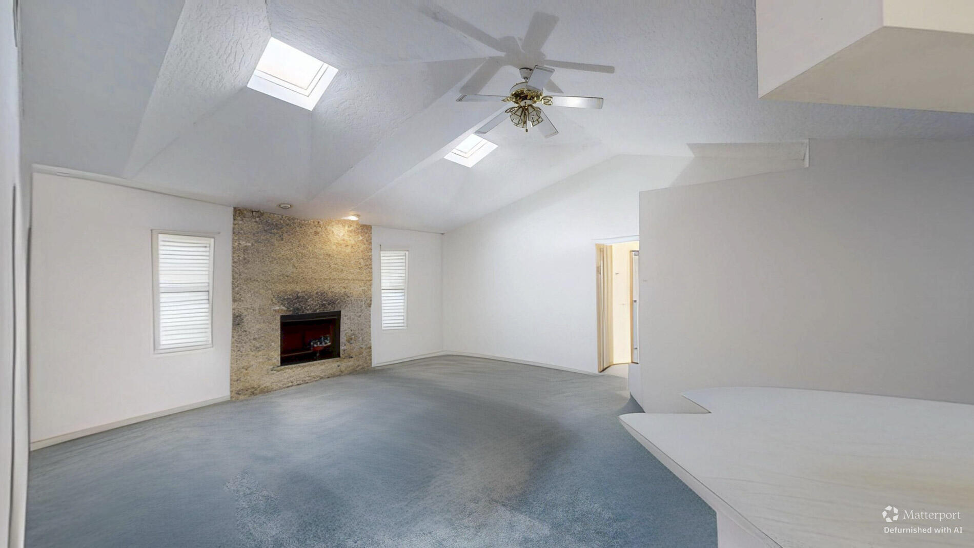 SEBASTIAN HIGHLANDS UNIT 10 - Residential