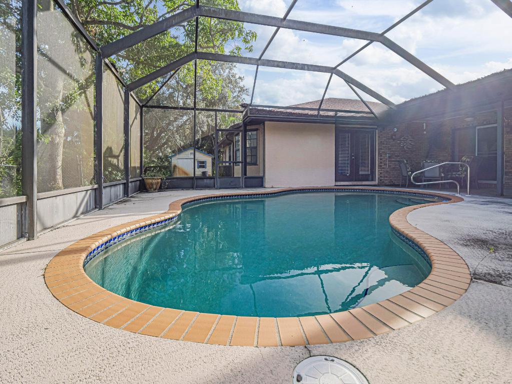 SEBASTIAN HIGHLANDS UNIT 10 - Residential