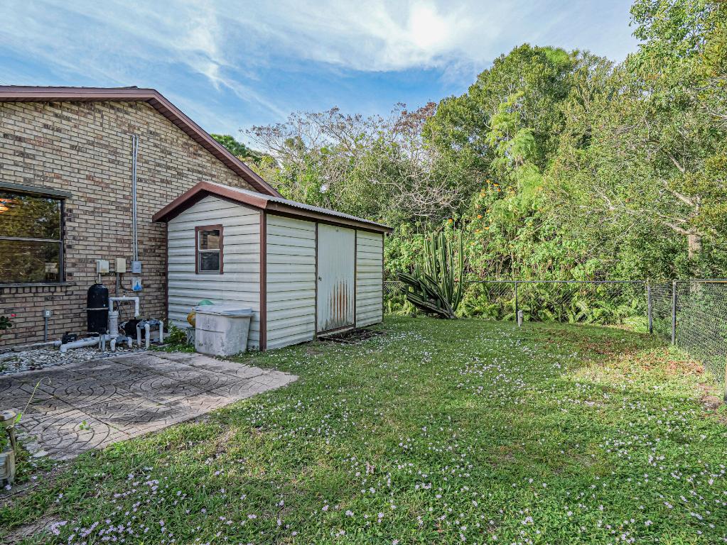 SEBASTIAN HIGHLANDS UNIT 10 - Residential