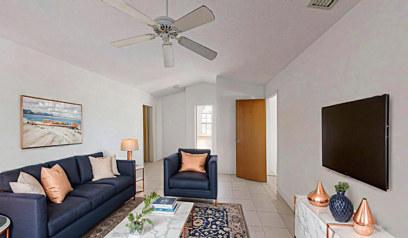 SEBASTIAN HIGHLANDS UNIT 10 - Residential