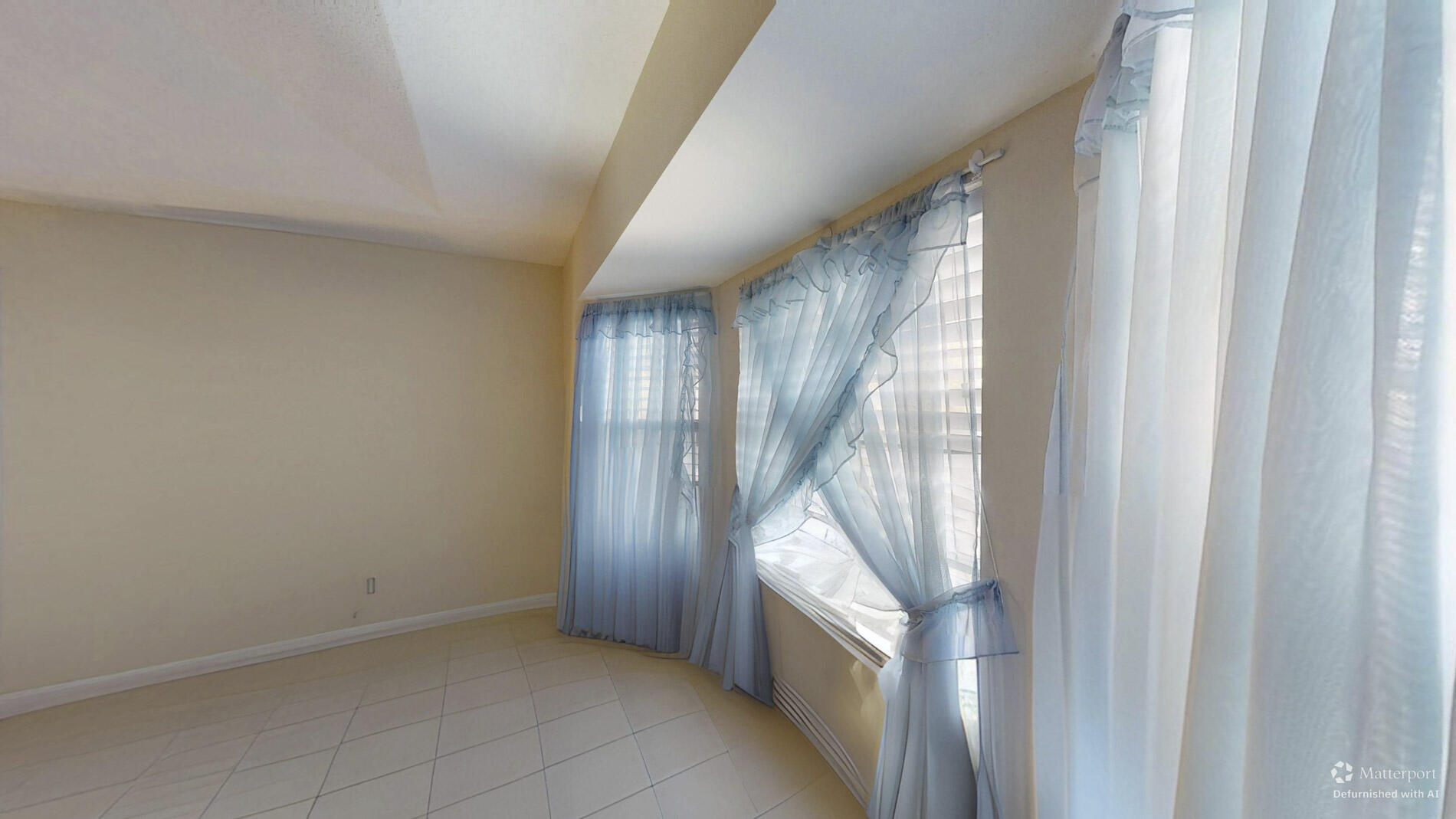 SEBASTIAN HIGHLANDS UNIT 10 - Residential