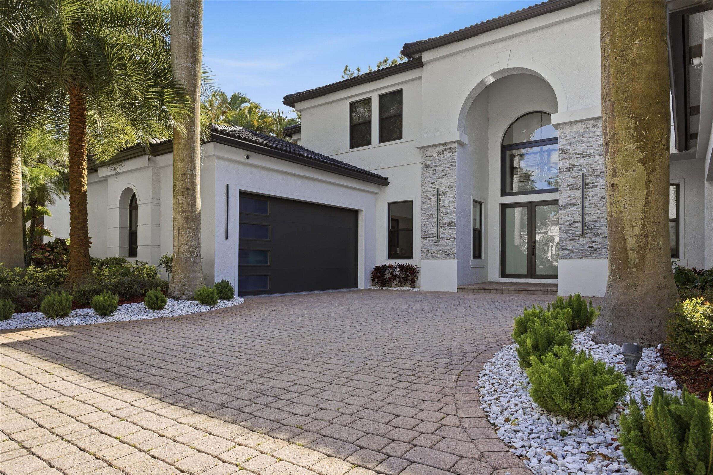 IN THE PINES - Residential