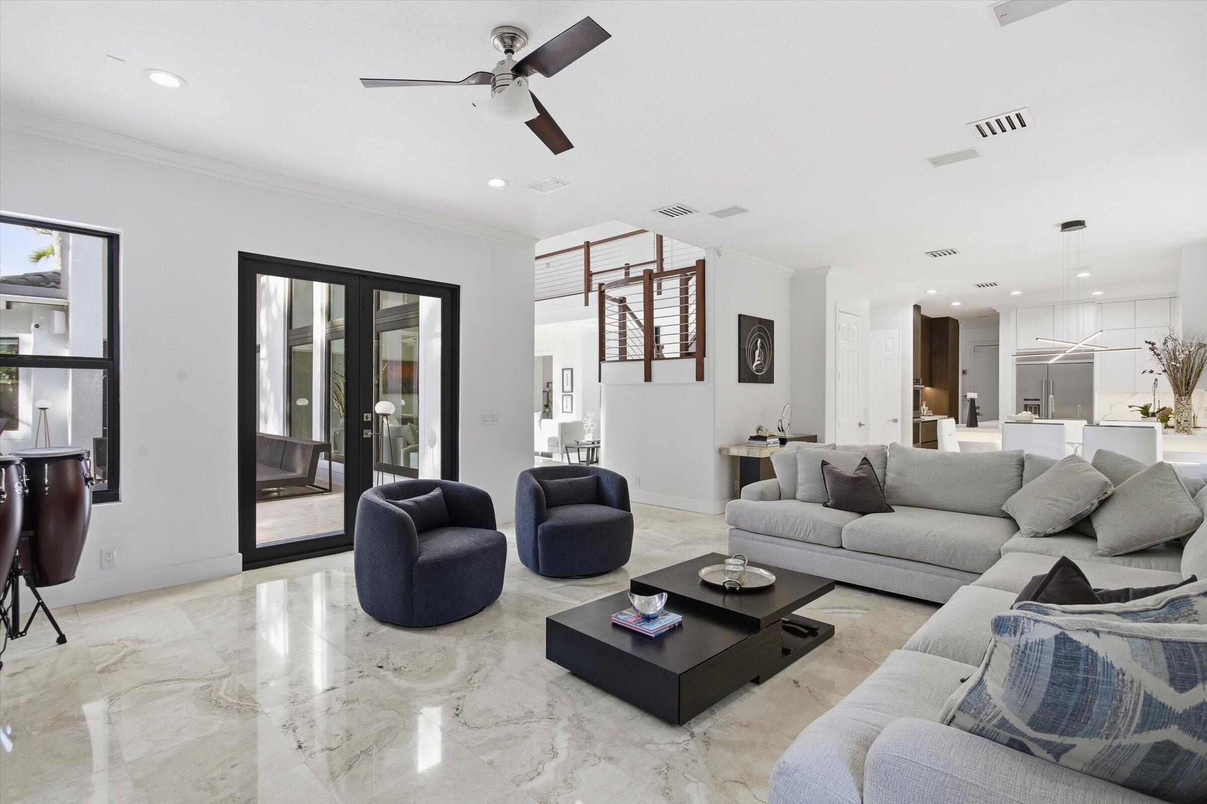 IN THE PINES - Residential