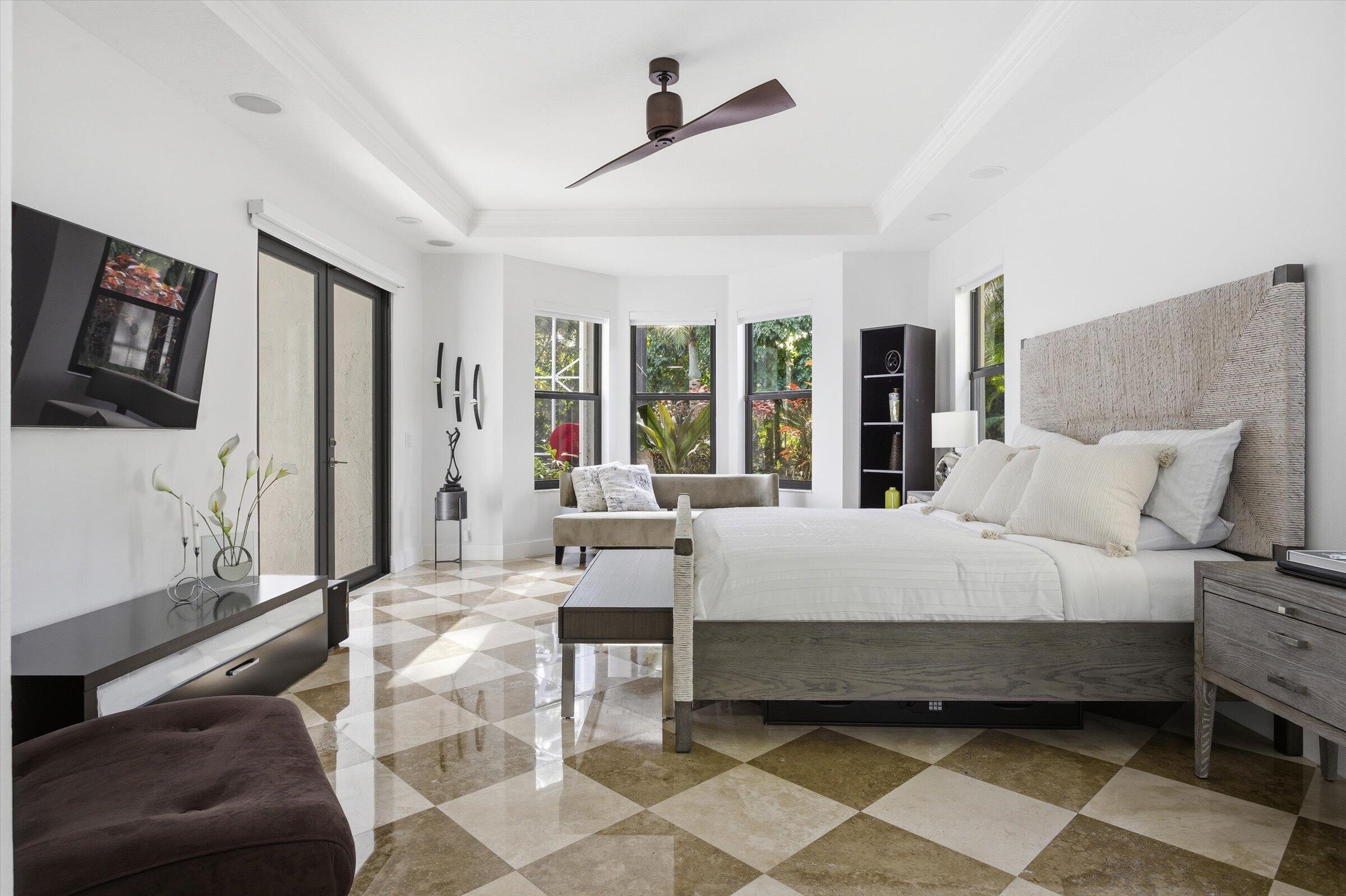 IN THE PINES - Residential