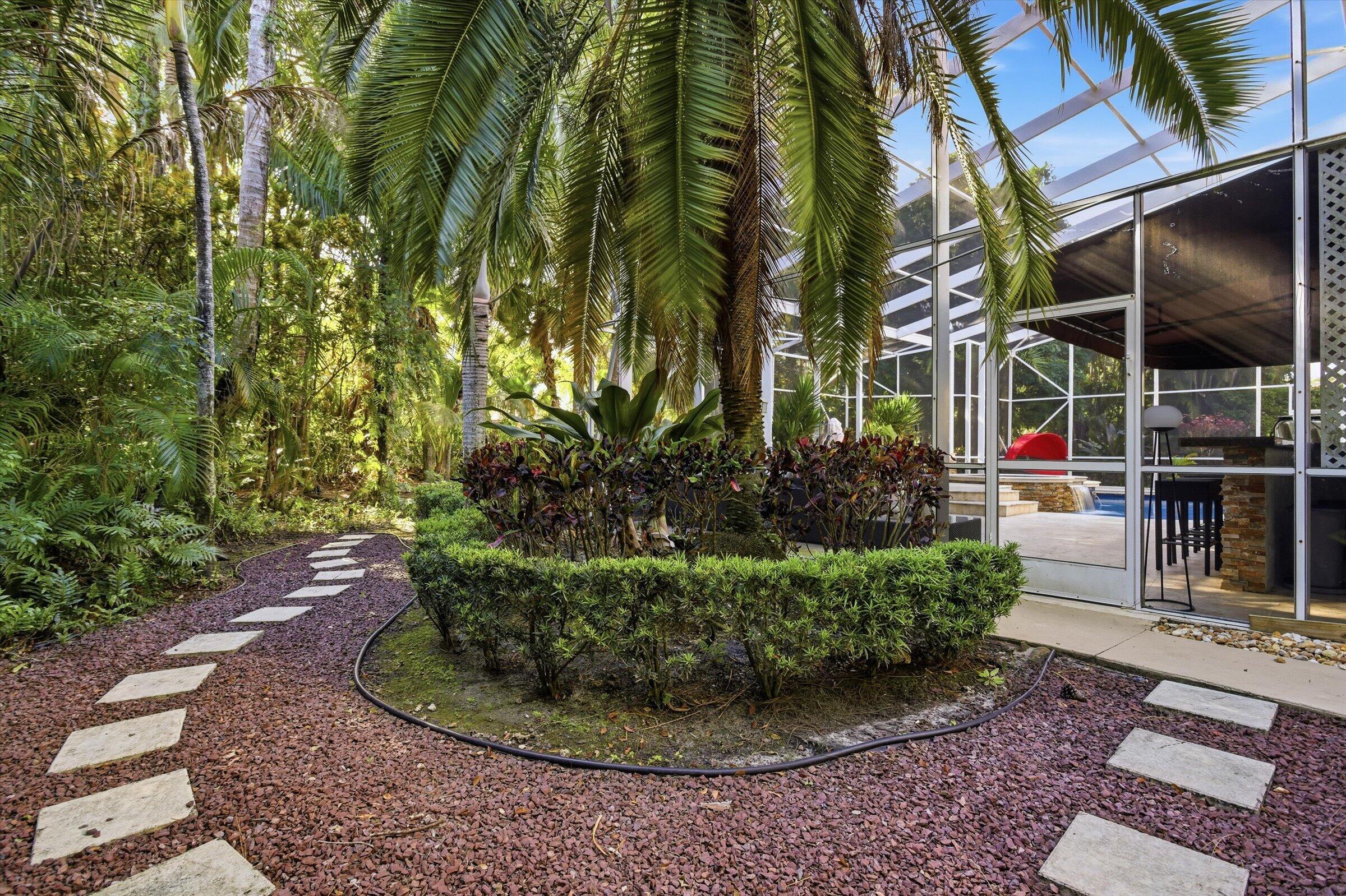IN THE PINES - Residential