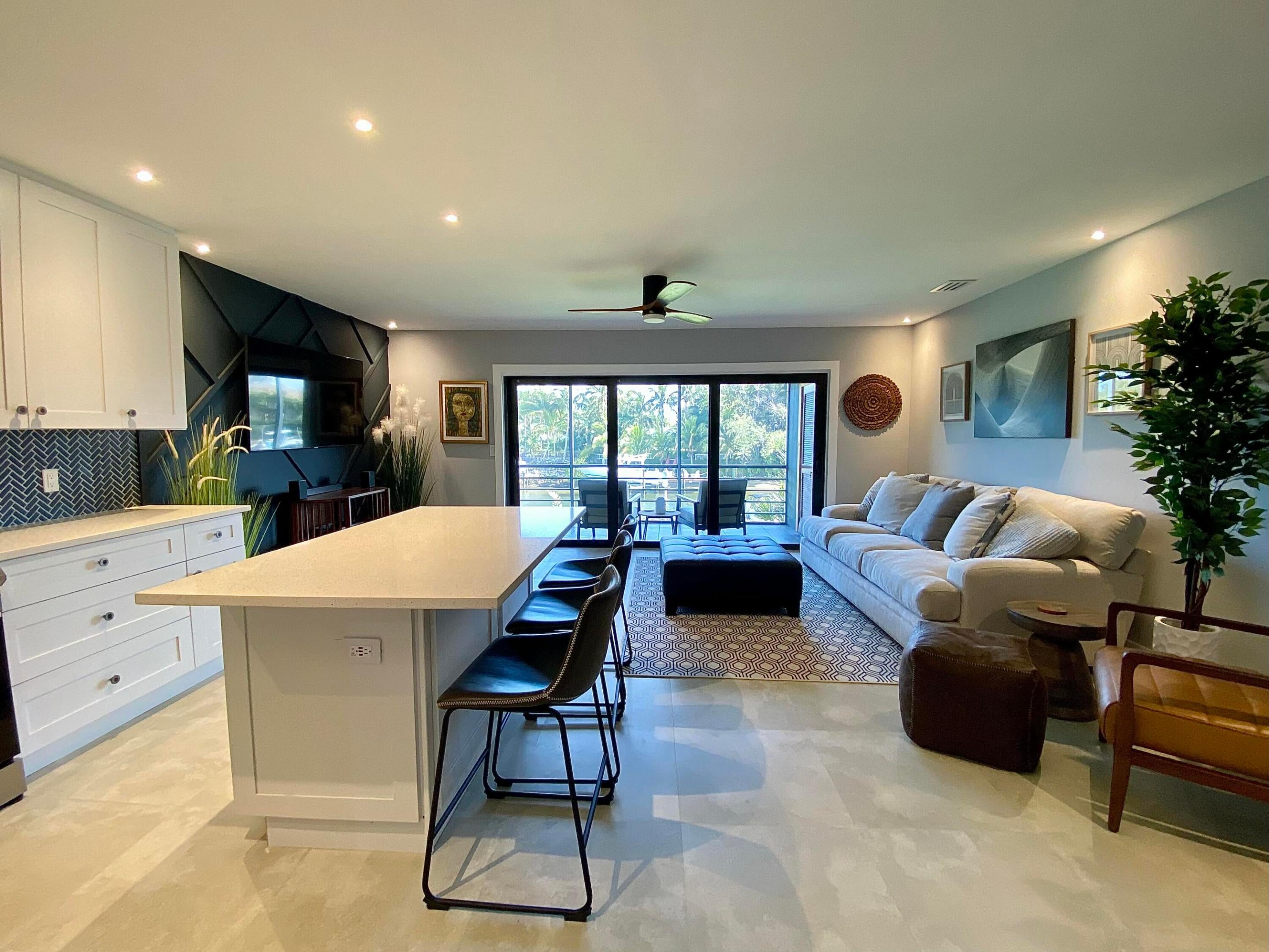 342 Southwind Drive 205, North Palm Beach FL 33408