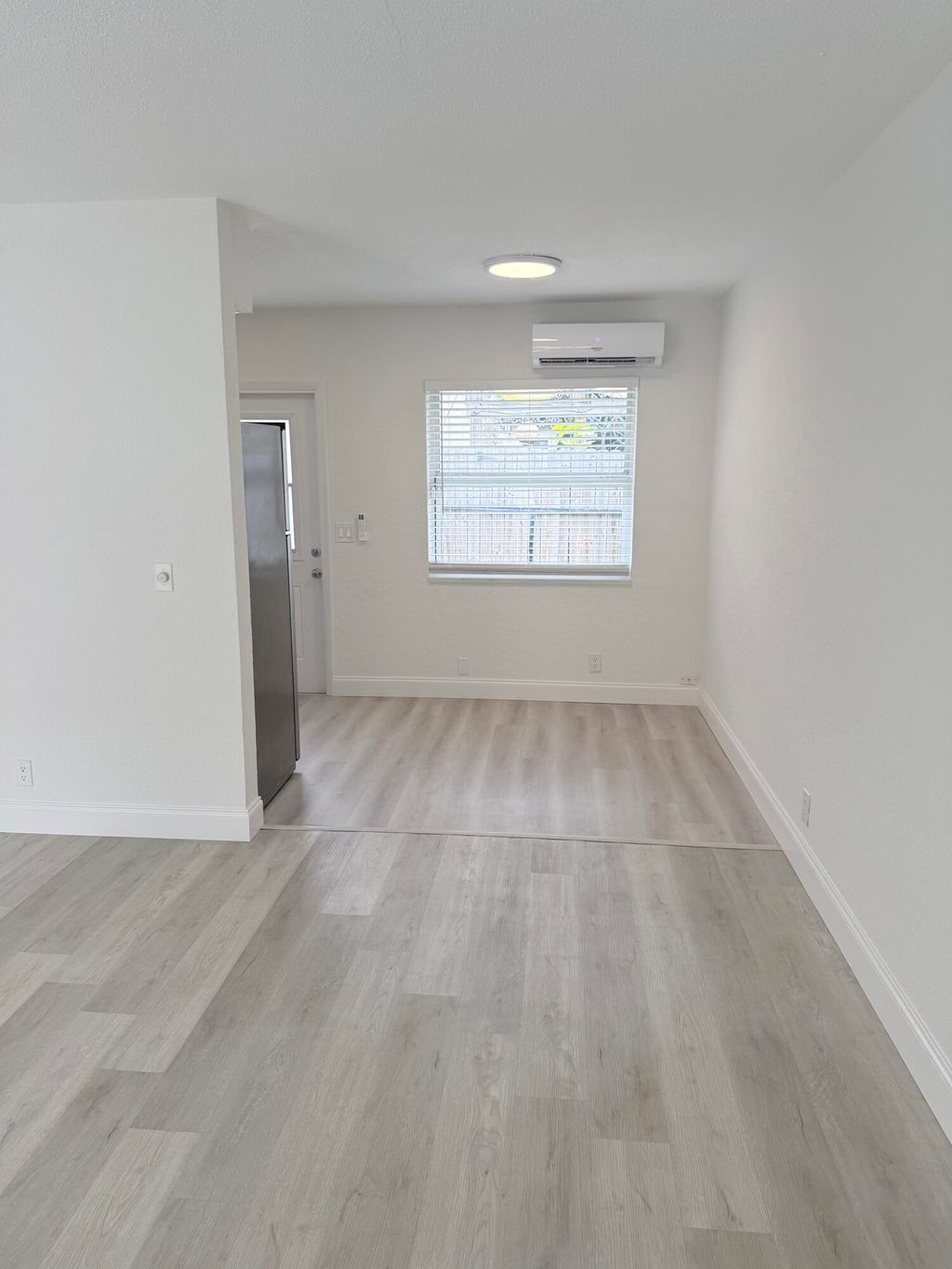 Photo of 1913 NE 4th Street #1-9, Deerfield Beach, FL 33441 (MLS # B26035072)