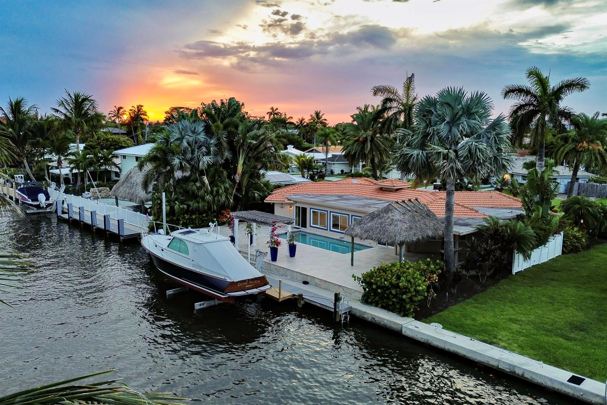 952 Brookdale Drive