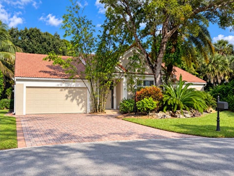 Photo of 7505 Live Oak Drive, Coral Springs, FL 33065 (MLS # B26090340)
