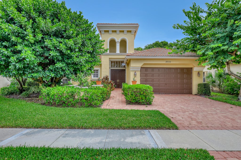 Photo of 8933 Via Brilliante #8933, Wellington, FL 33411 (MLS # B26089328)