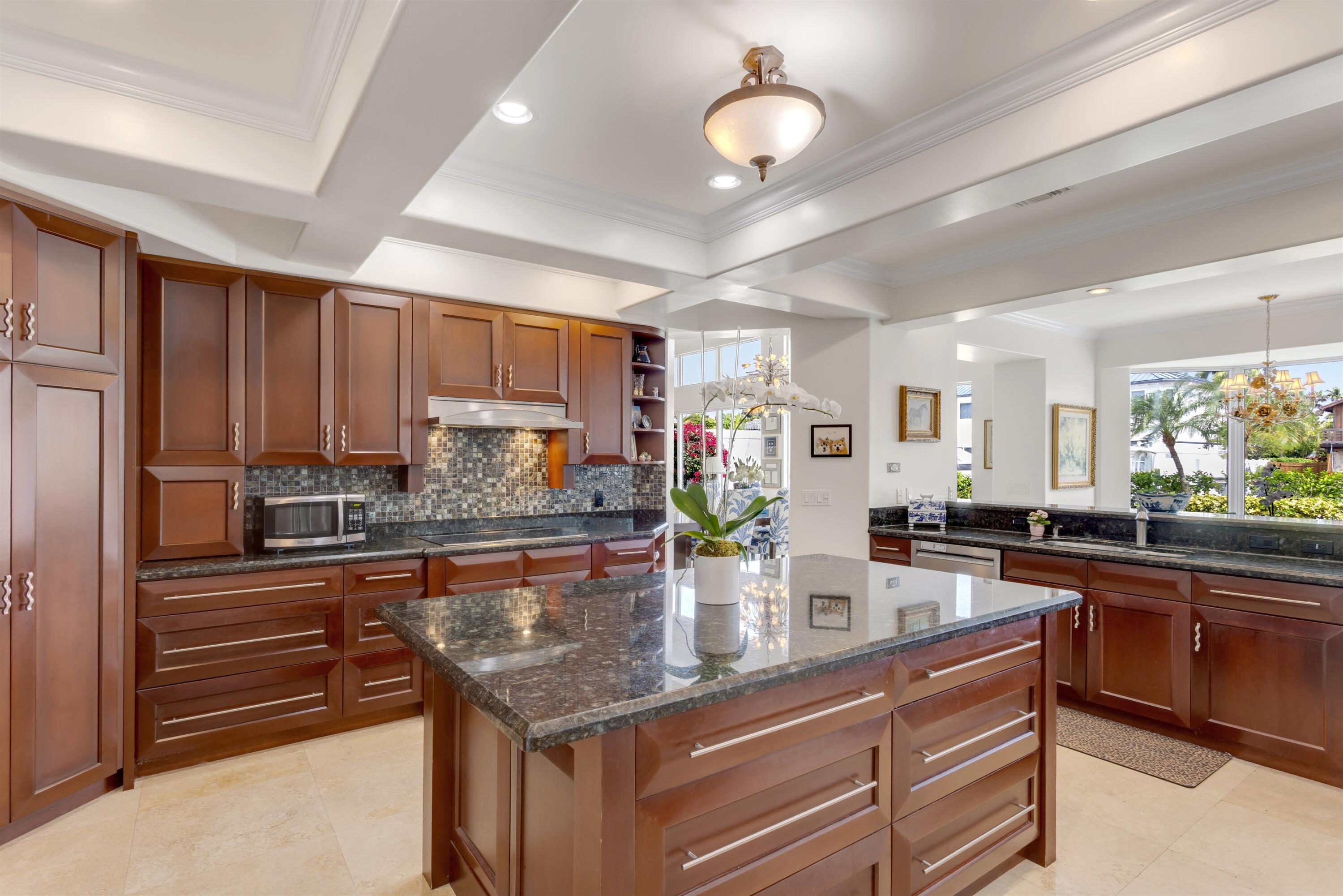 TROPIC ISLE 3RD SEC - Residential