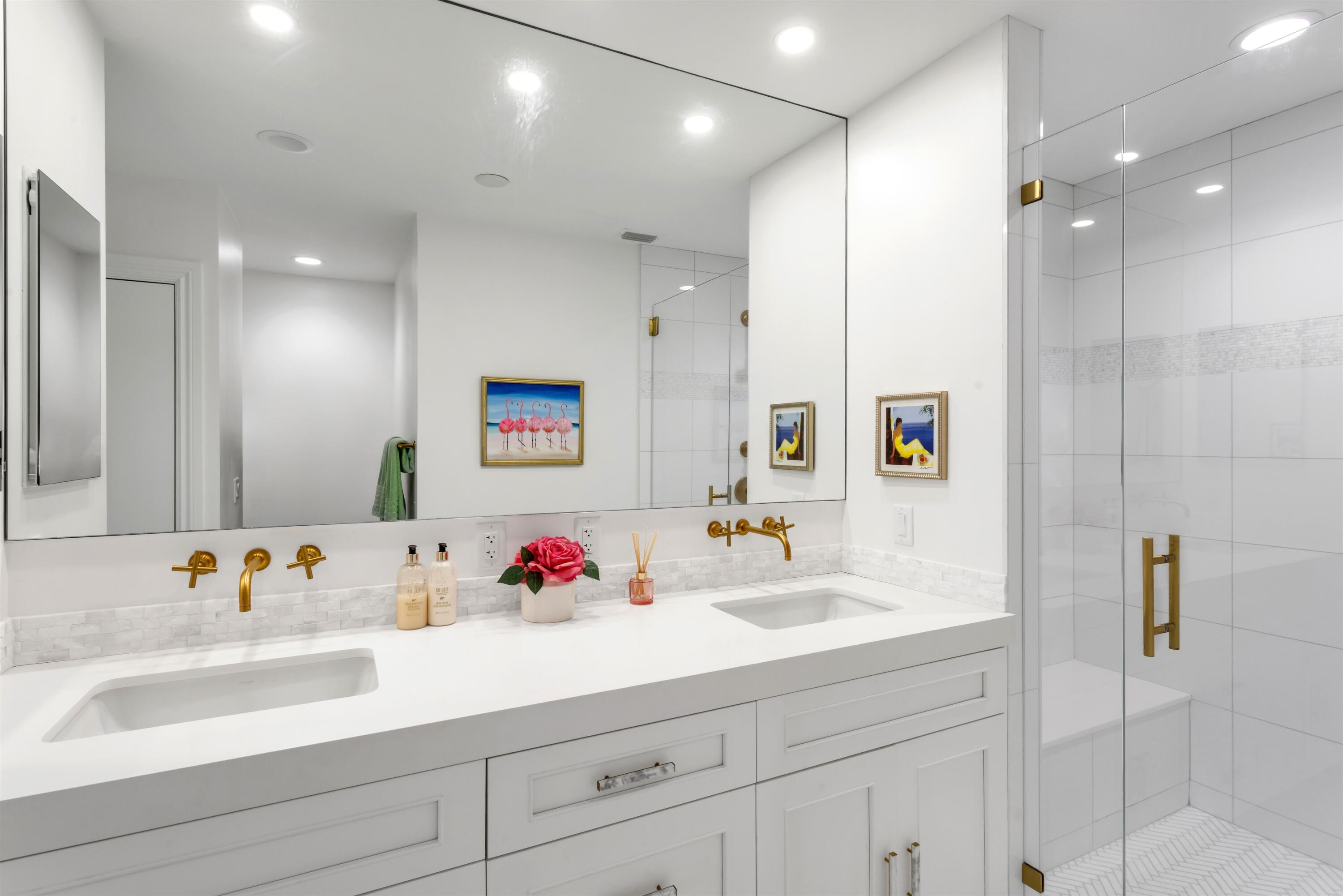 TROPIC ISLE 3RD SEC - Residential