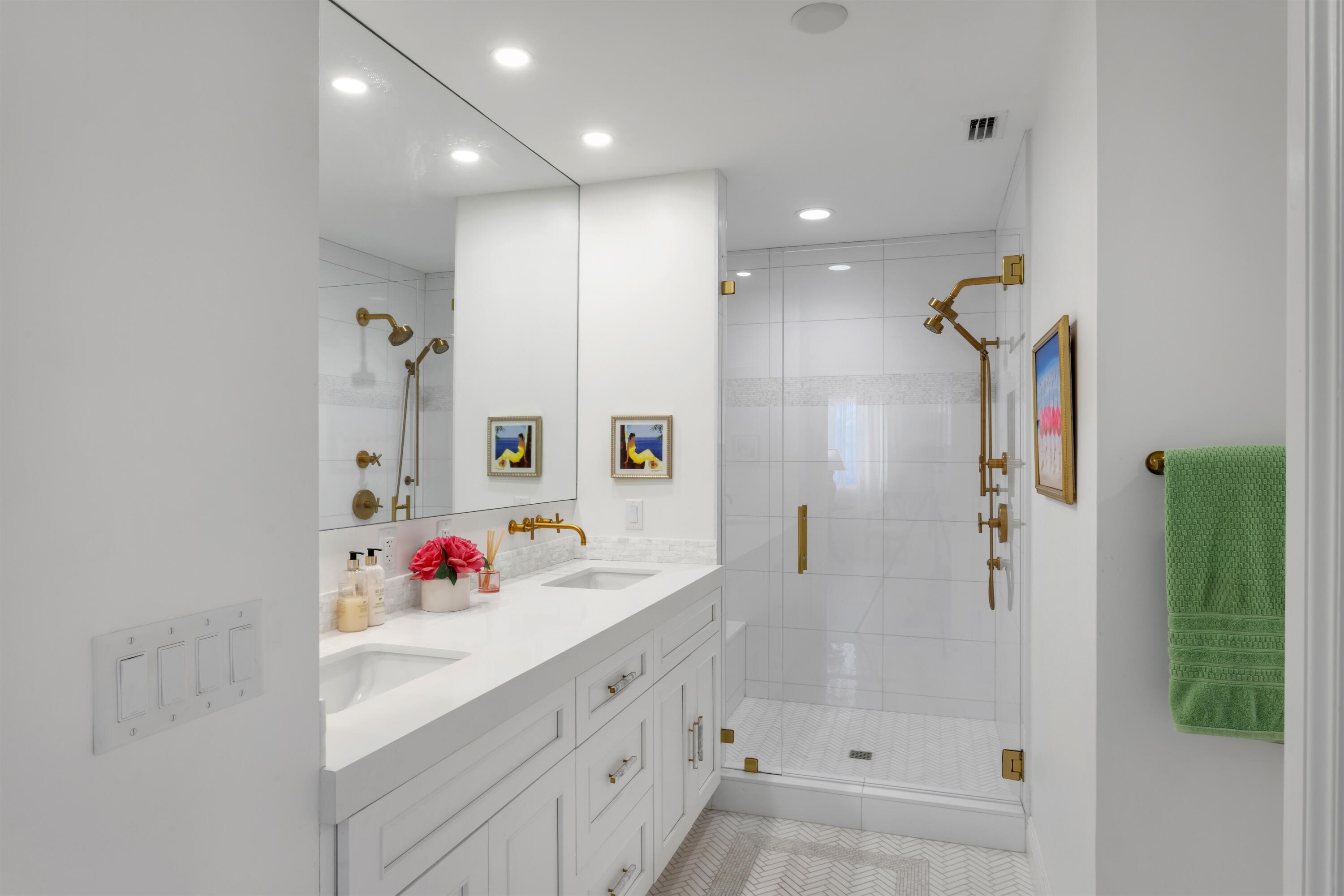 TROPIC ISLE 3RD SEC - Residential