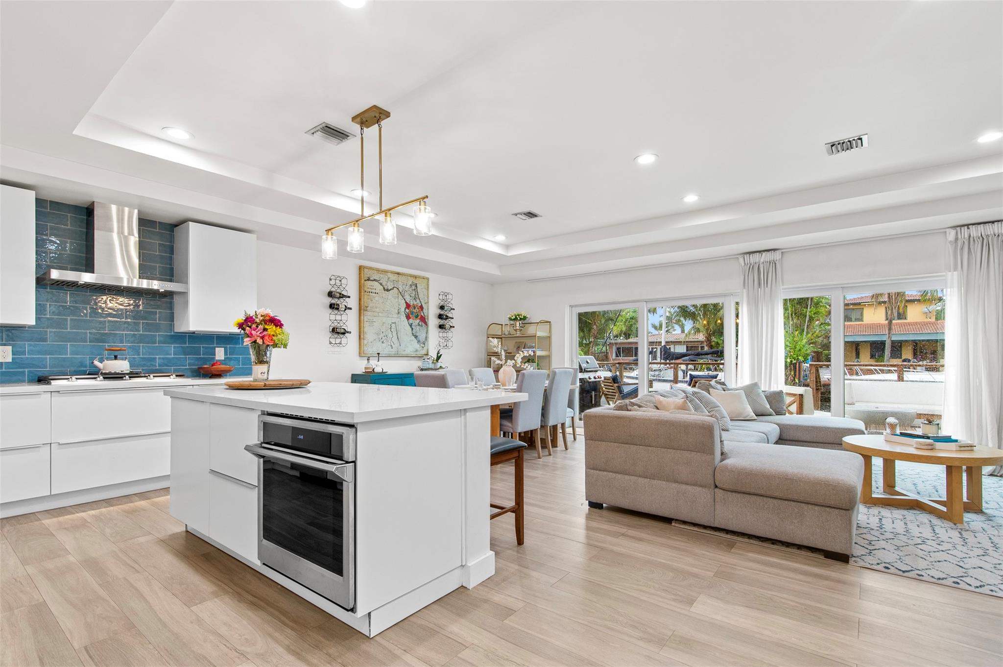1105 Tangelo Isle