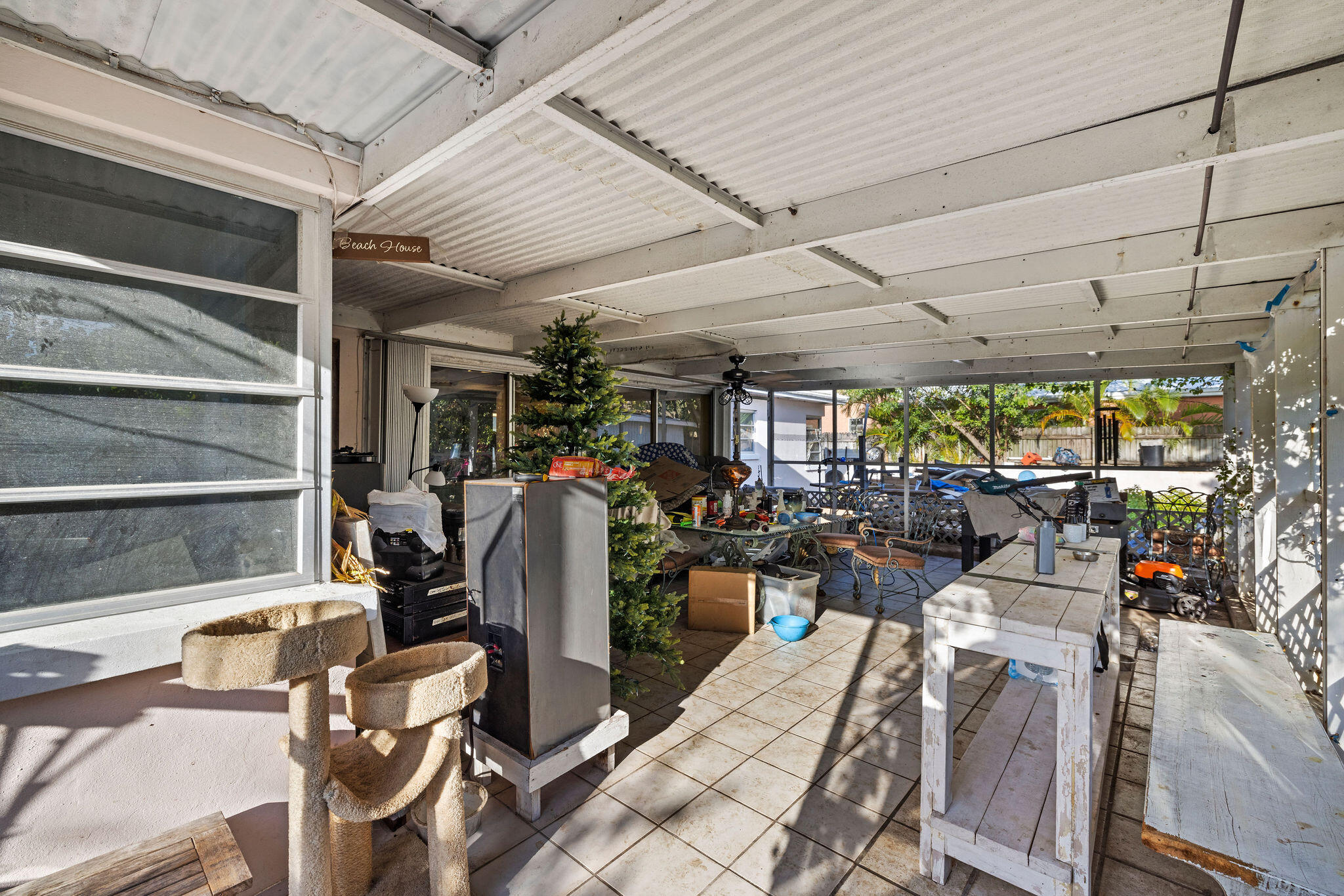 YACHT HARBOR ESTATES - Residential