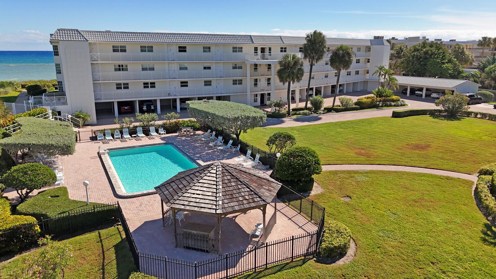 COLONY CONDO APTS IN OR16 - Residential