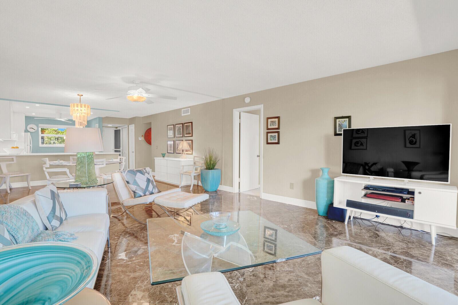 COLONY CONDO APTS IN OR16 - Residential