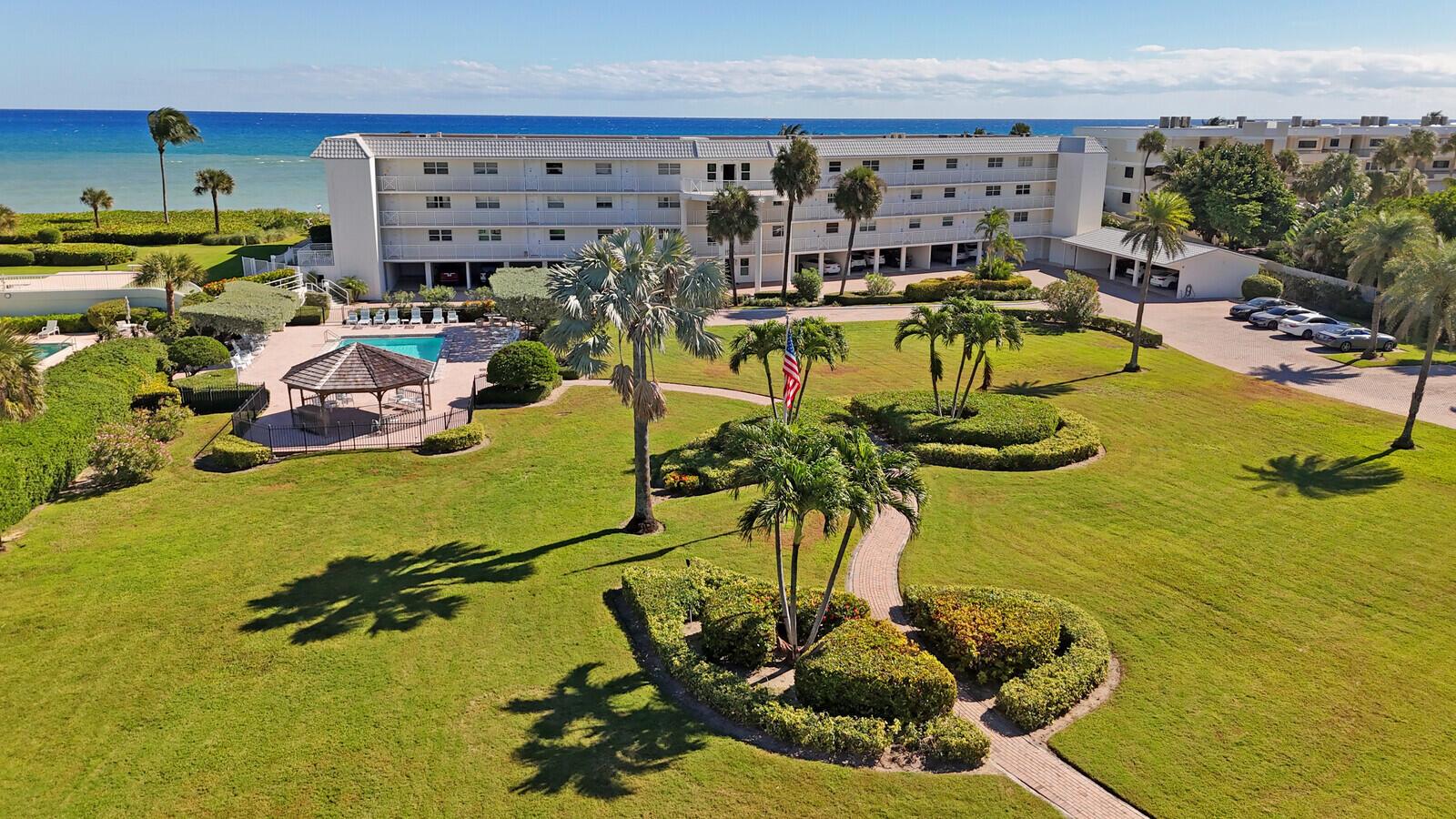 COLONY CONDO APTS IN OR16 - Residential