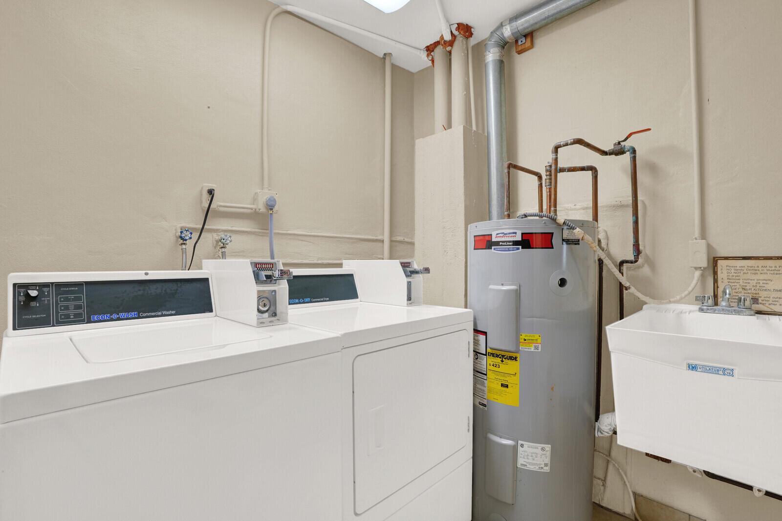 COLONY CONDO APTS IN OR16 - Residential