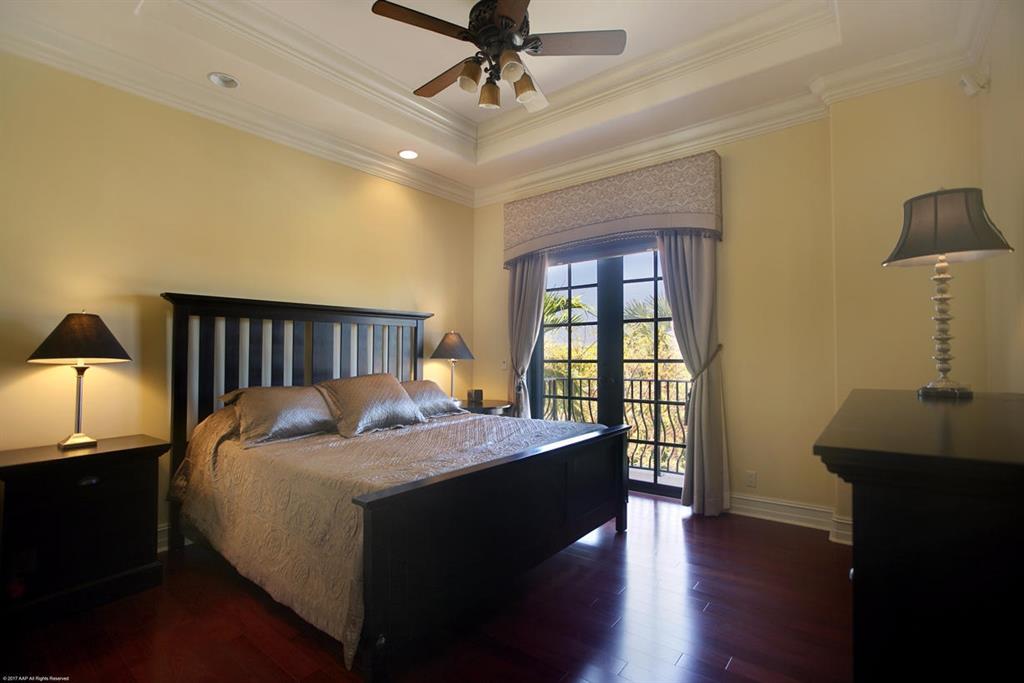 LAKE SHORES LANTANA - Residential