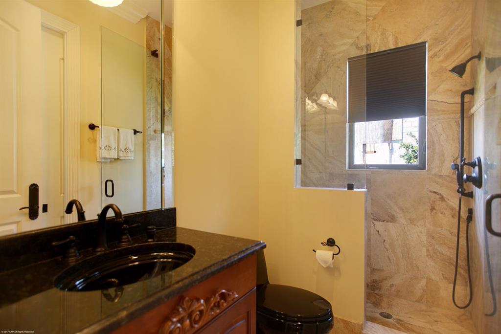 LAKE SHORES LANTANA - Residential