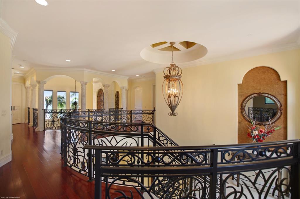 LAKE SHORES LANTANA - Residential