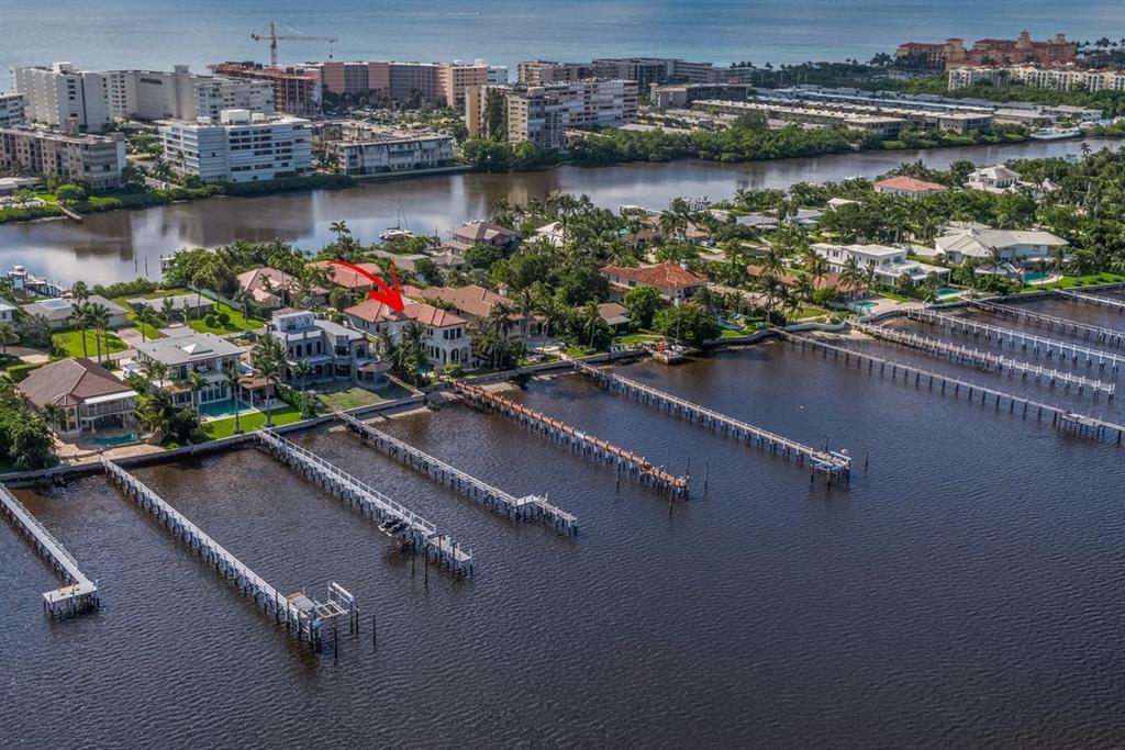 LAKE SHORES LANTANA - Residential