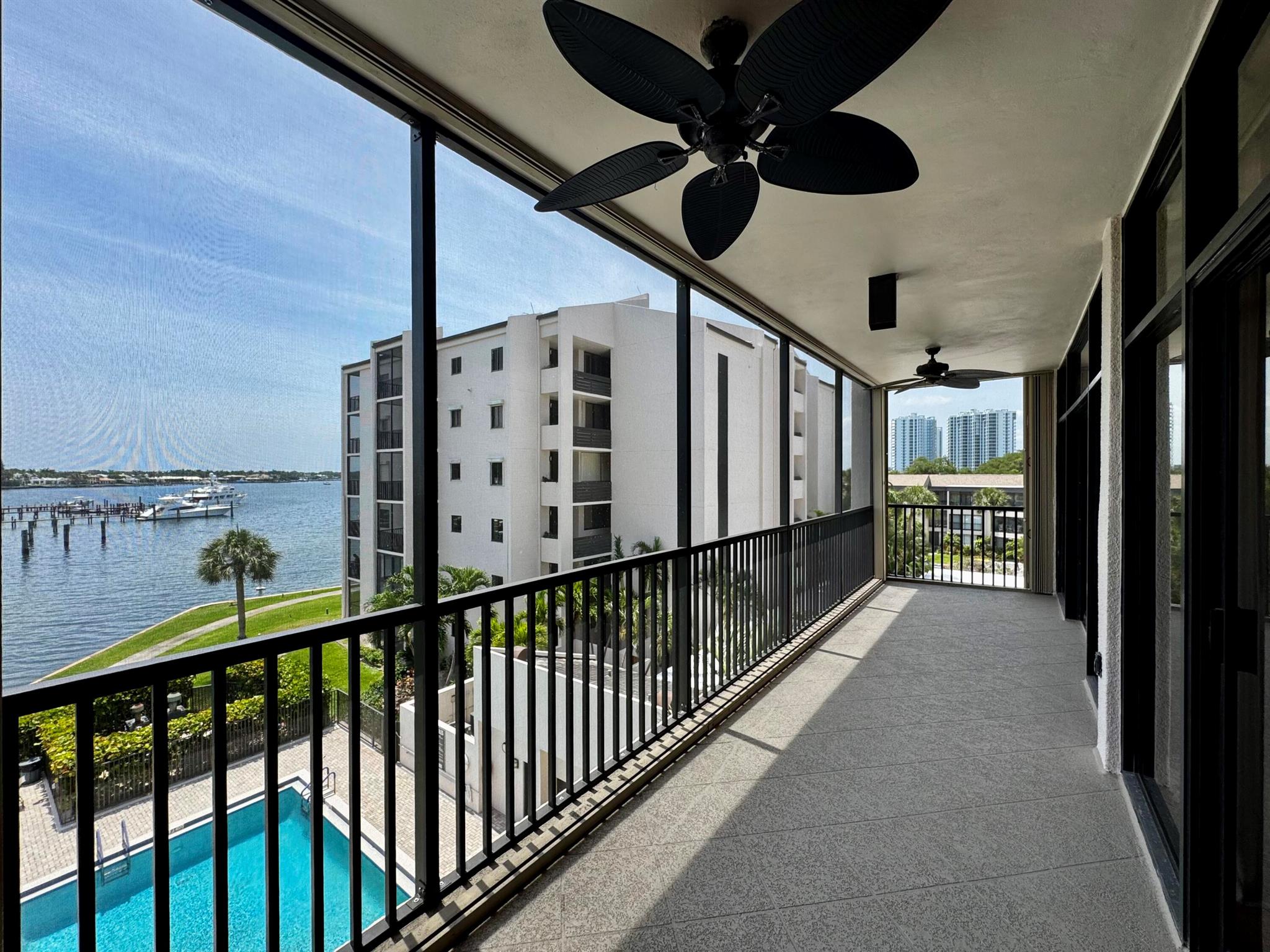 MARINA AT TWELVE OAKS CON - Residential Lease