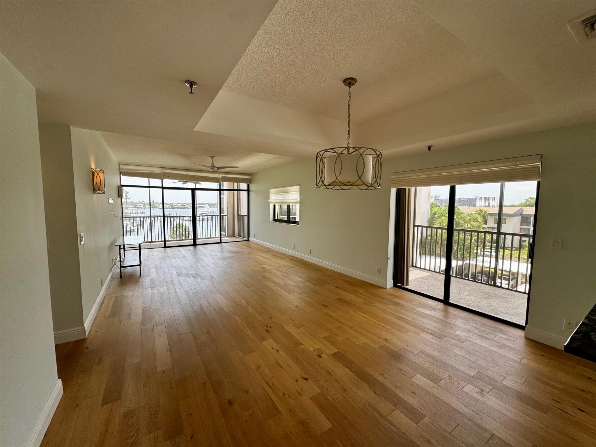 MARINA AT TWELVE OAKS CON - Residential Lease