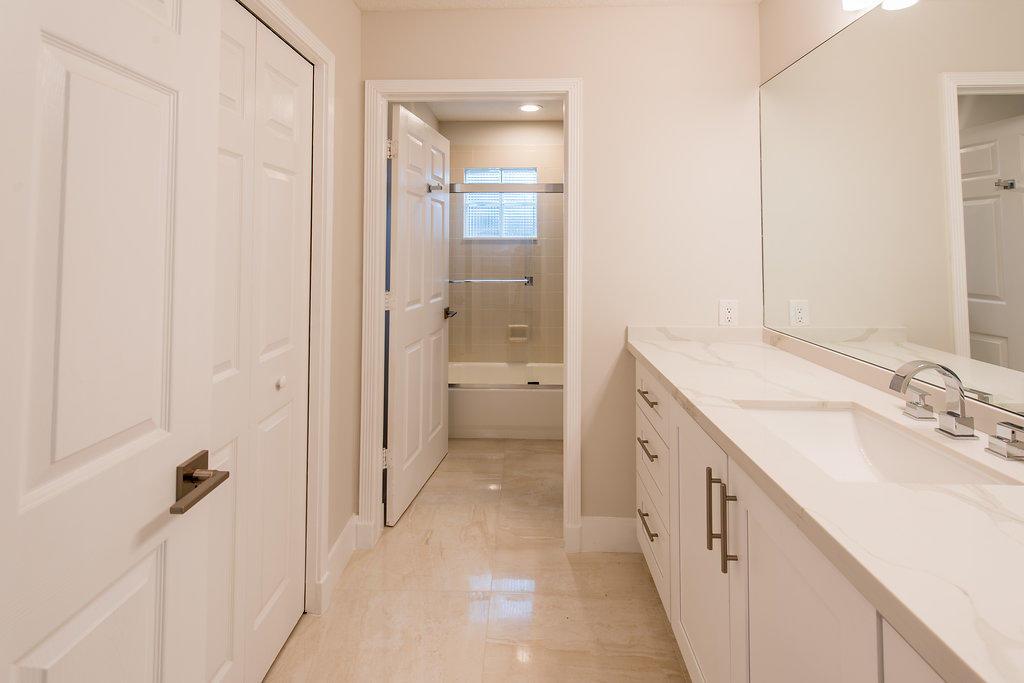 KENSINGTON - Residential