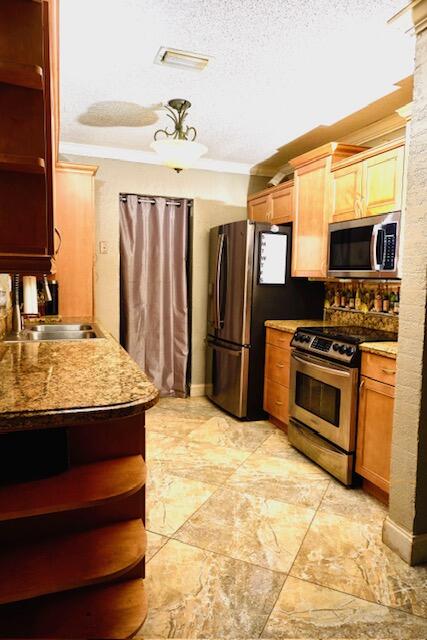 LAKE TAHOE ESTATES - Residential