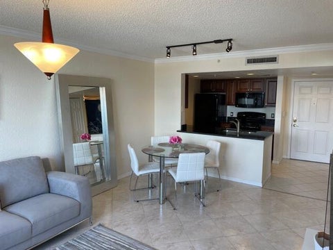 Featured picture for the property R10742022