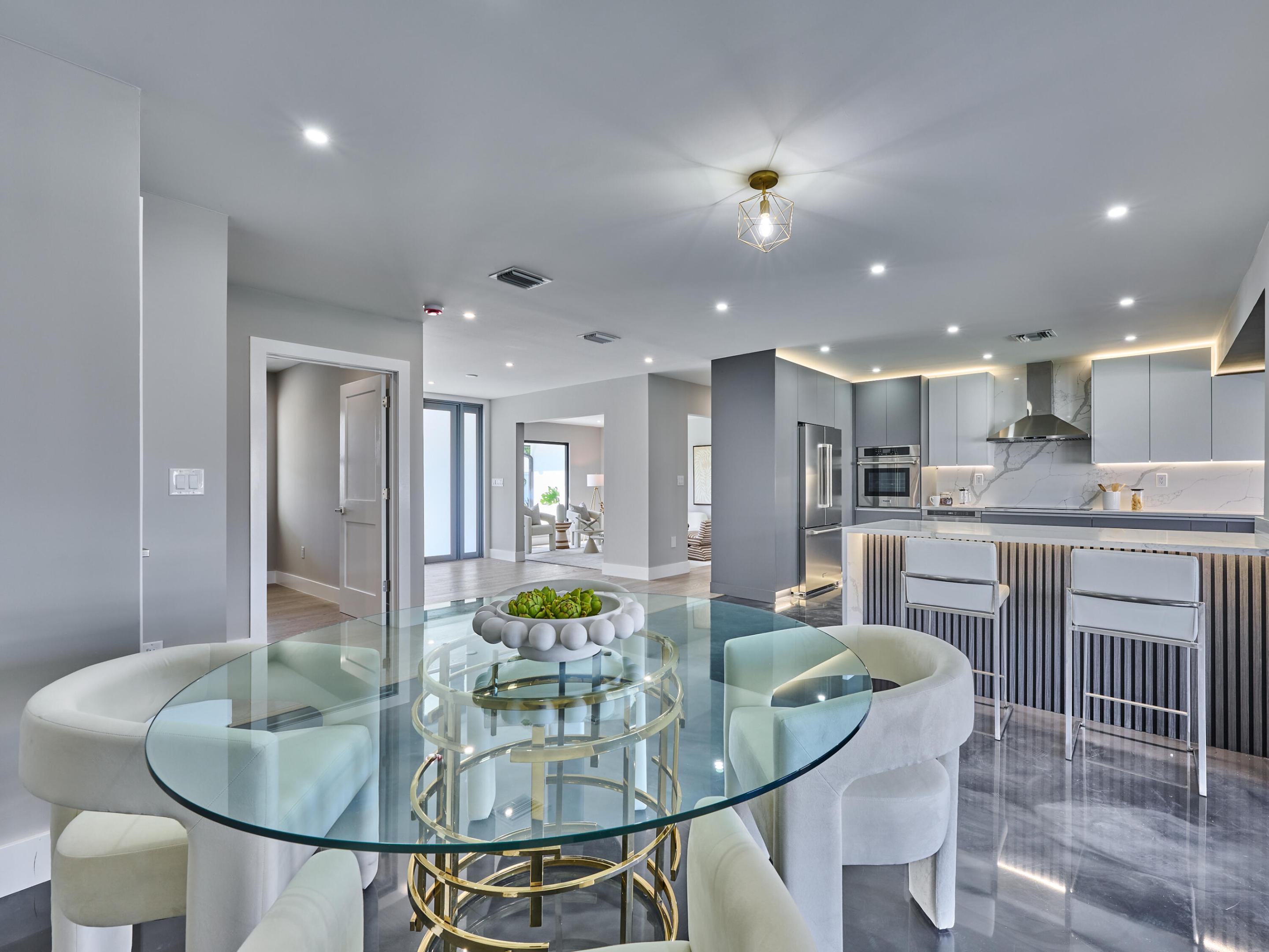 PALM BEACH ISLES 2 - Residential